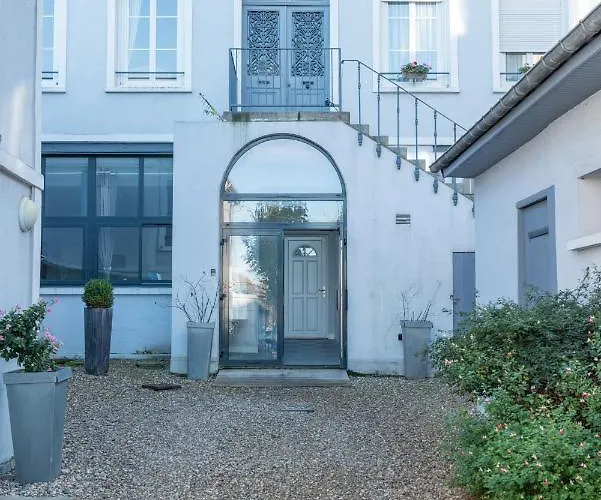 Les Gites De Claire & Antoine Апартаменты *