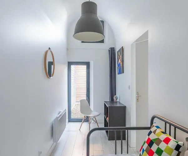 Апартаменты Les Gites De Claire & Antoine