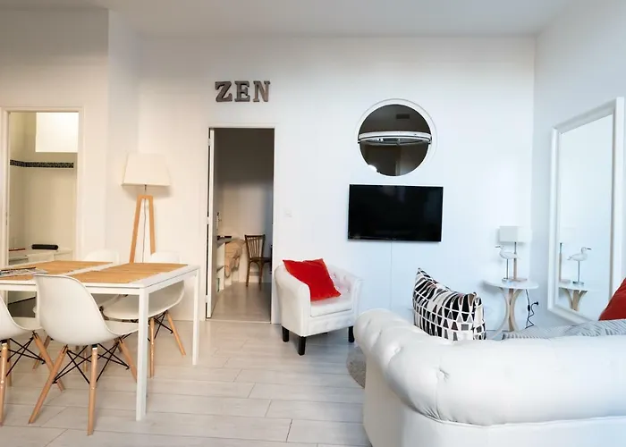 Les Gites De Claire & Antoine * Онфлёр